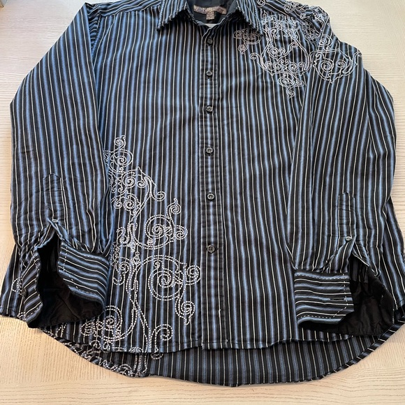 BLUE, Embroidered button Down Shirt Sz M - Picture 2 of 15